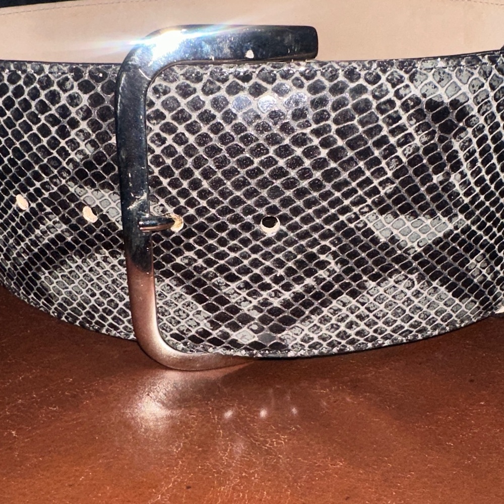 Scoop NYC Two-Tone Black and Gray Leather Belt